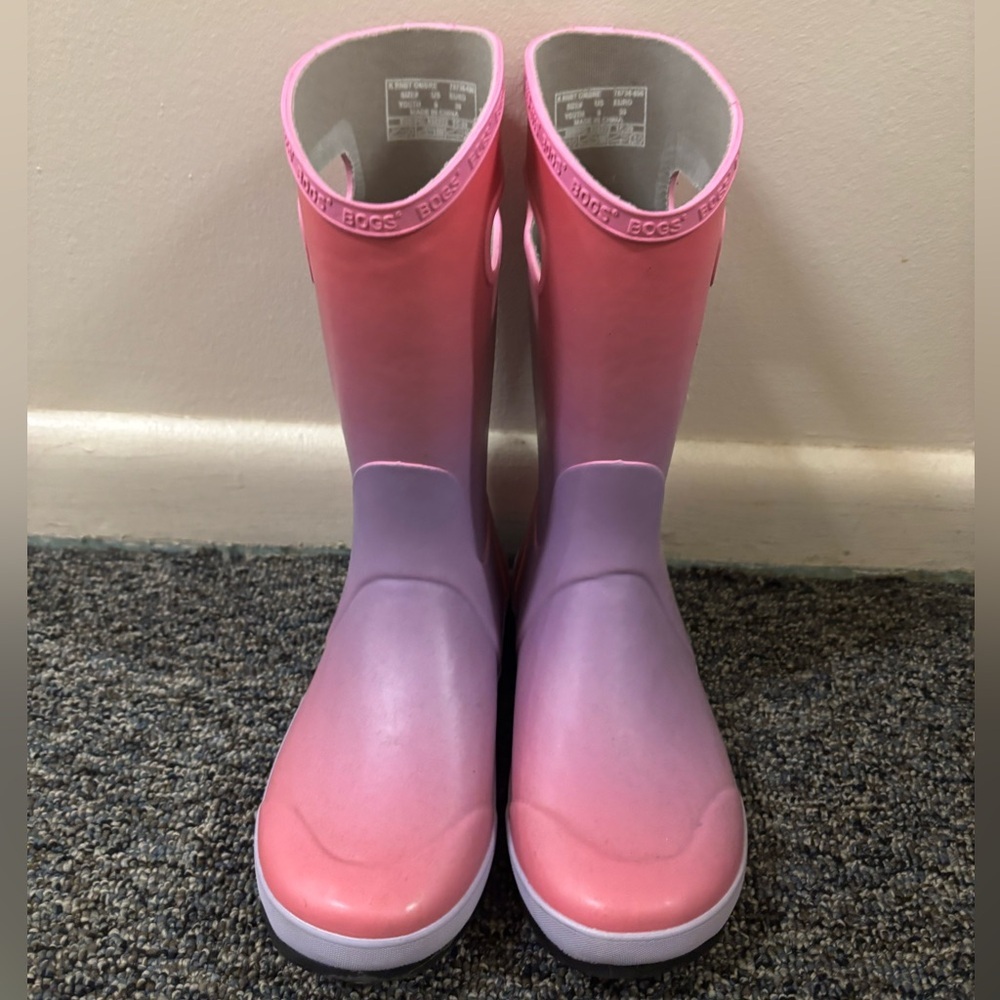 BOGS Kids Ombre Rain Boots Youth 6 – Pink Purple Waterproof Rubber Boots - Picture 3 of 12